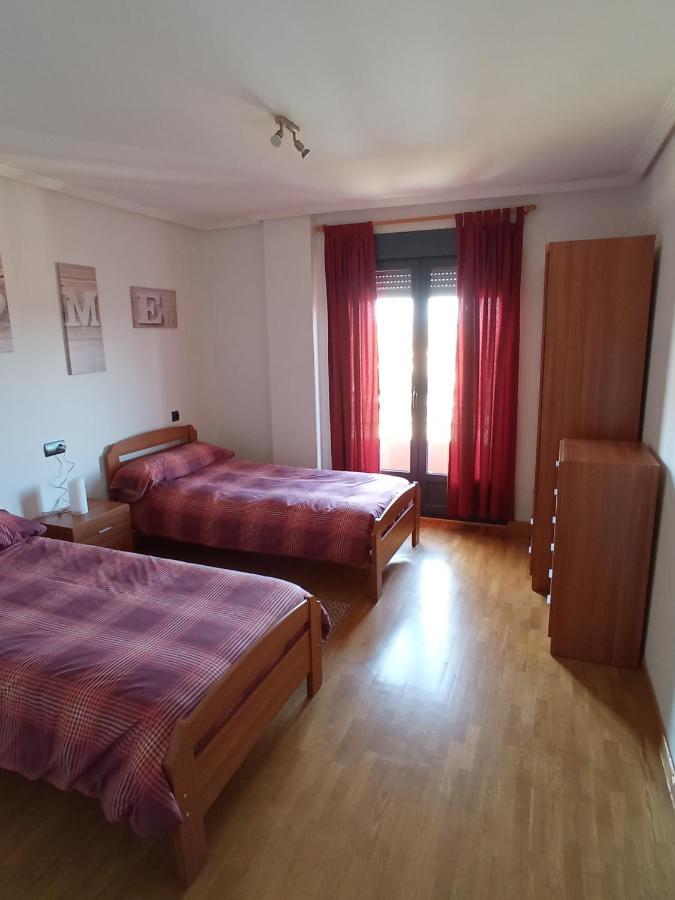 Appartamento Vut El Negrillo 15 Astorga Esterno foto